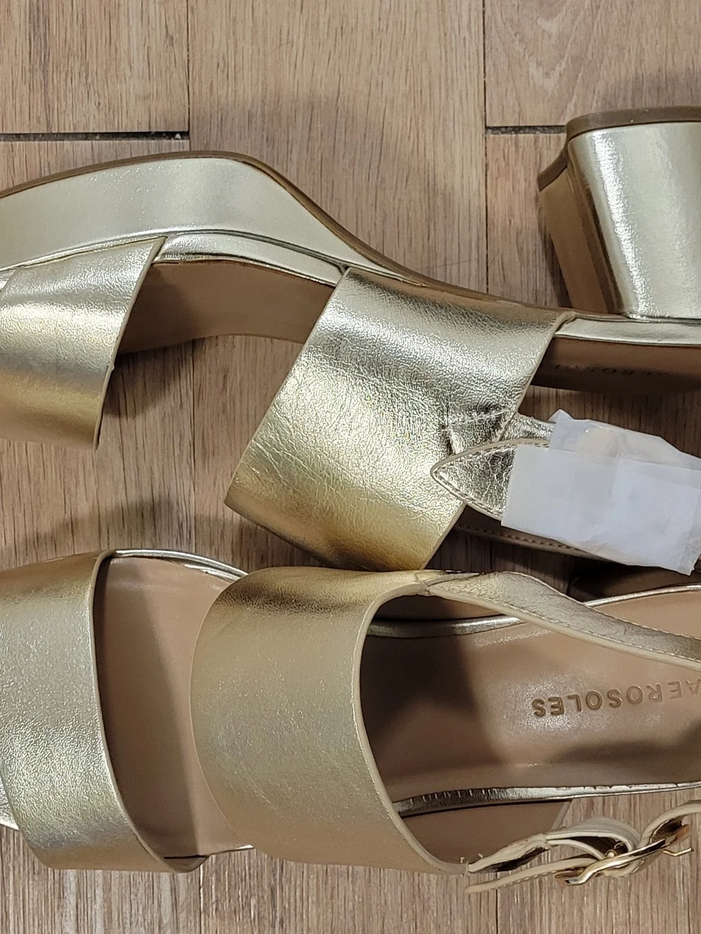 Areosoles stylish metallic